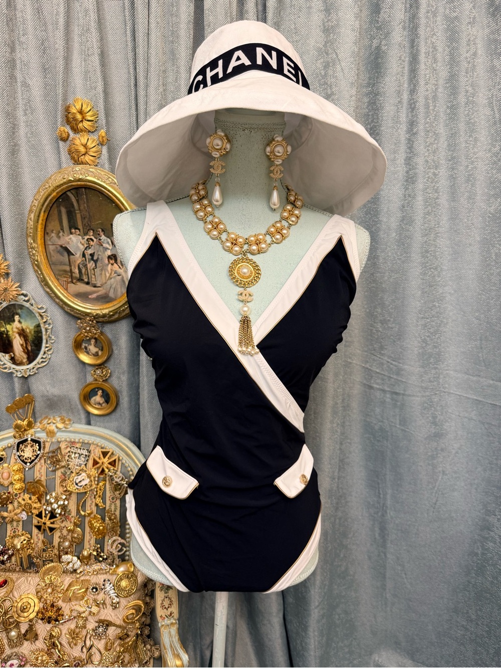 Gottex Black and White Wrap-Style One-Piece Swimsuit with Hat